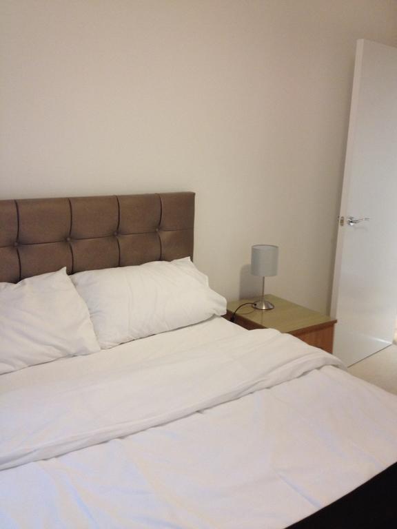 Stockley Apartments West Drayton  ภายนอก รูปภาพ