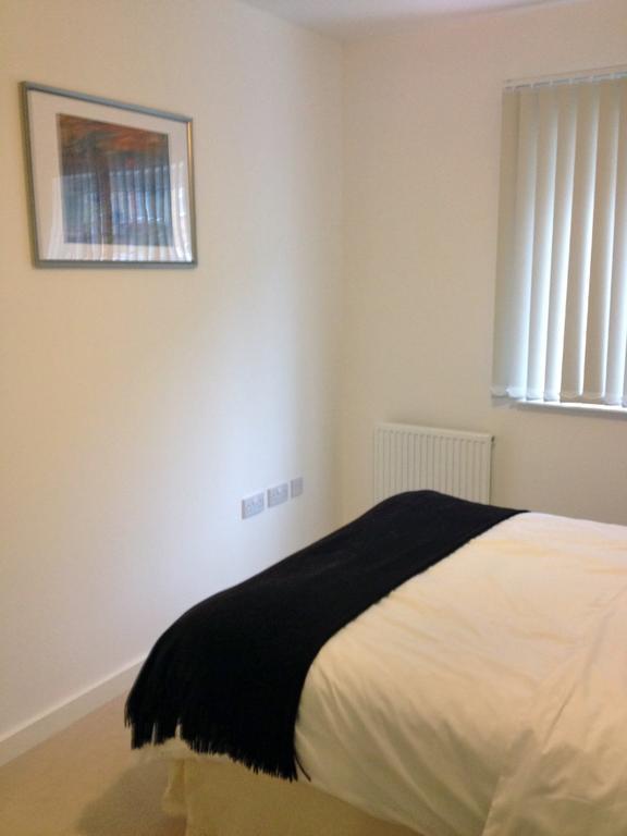 Stockley Apartments West Drayton  ภายนอก รูปภาพ