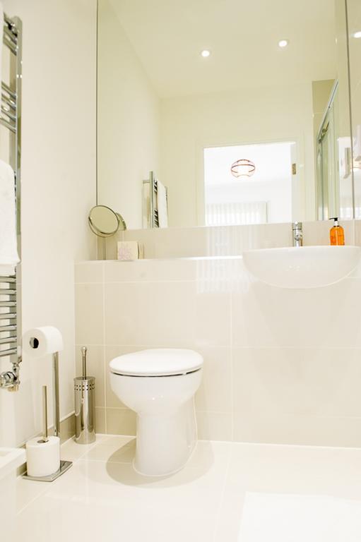 Stockley Apartments West Drayton  ภายนอก รูปภาพ